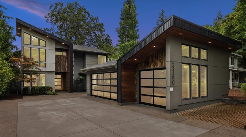 4 bedroom single family residence at 3150 Upper Dr, Lake Oswego