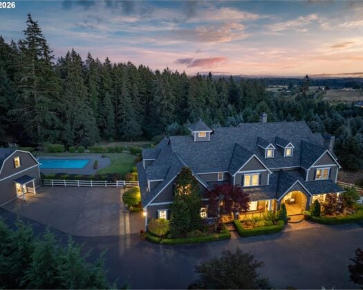 24624 SW Gage Rd, Wilsonville, OR 97070
