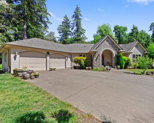 23090 Yamhill River Rd, Willamina, OR 97396