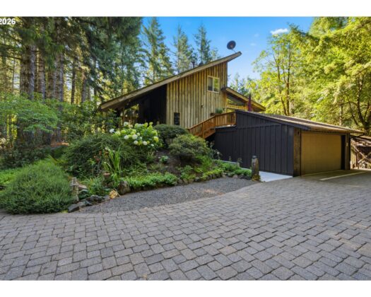 12251 SW East Creek Rd, Willamina, OR 97396
