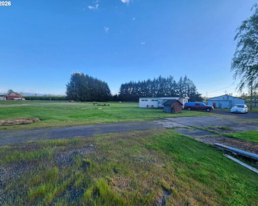 29290 S Old Molalla Rd, Molalla, OR 97038