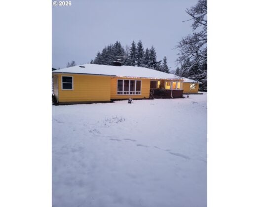1441 W Main St, Molalla, OR 97038