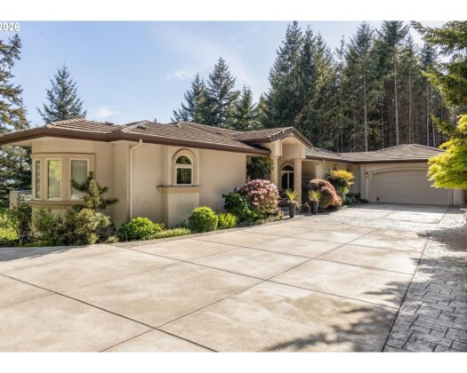 9380 SE Kingswood Way, Damascus, OR 97089