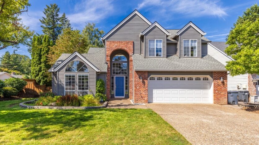 4 bedroom single family residence at 15611 Partridge Dr, Lake Oswego